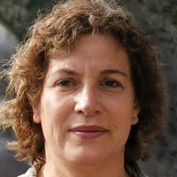 Linda R.